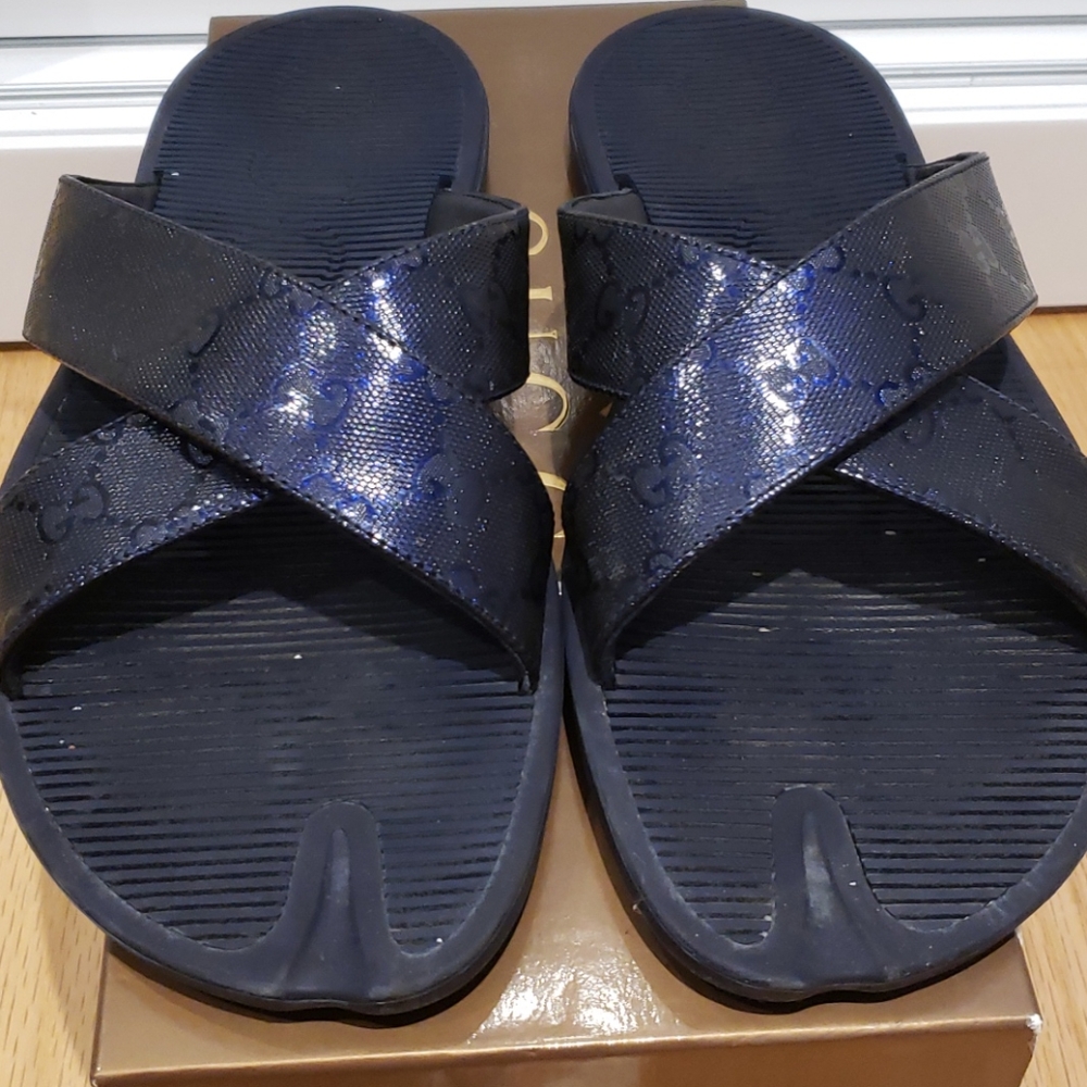 Mens Gucci Rubber Slides Size 10 - image 2